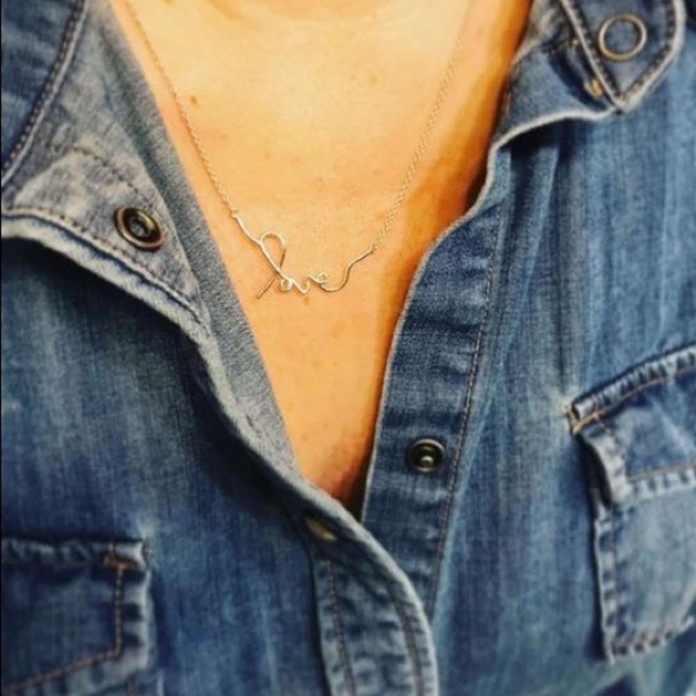LOVE NECKLACE